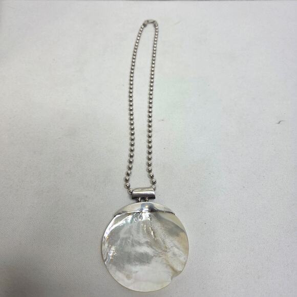 Sterling Silver Signed AZ Mother of Pearl Necklace 925 Italy - Picture 5 of 10